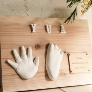 １歳のお子様／立体手形足形アート