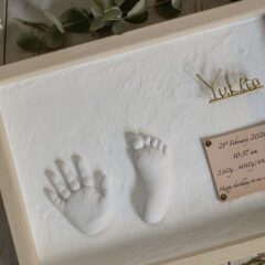 １歳のお子様／立体手形足形アート