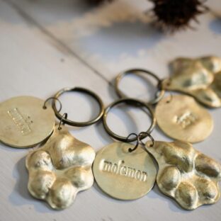 製作事例〜３匹のビションフリーゼ肉球キーホルダー